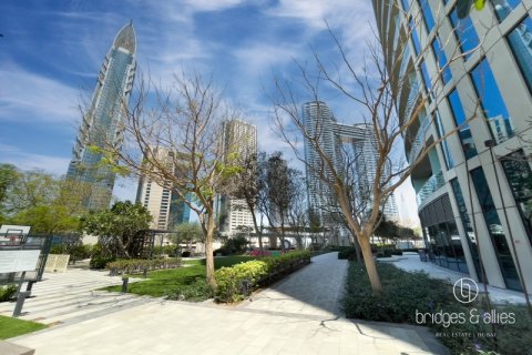 Купить квартиру в Даунтаун Дубай (Даунтаун Бурдж Дубай), ОАЭ 2 спальни, 124.2м2, № 670147 - фото 16