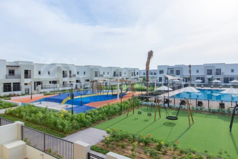 Kamienica do wynajęcia w Town Square, Dubai, ZEA 4 sypialnie, 291 mkw., nr 700724 - zdjęcie 16