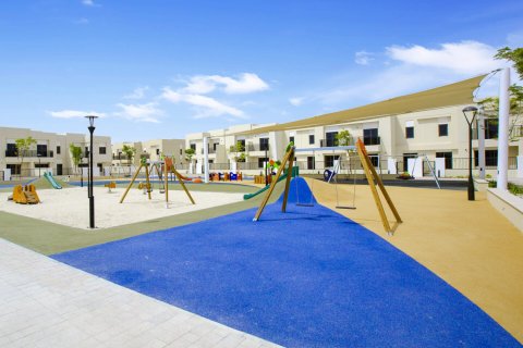 Kuća u nizu u gradu Town Square, Dubai, UAE 3 spavaće sobe, 194 m2 Br. 700725 - Slika 11