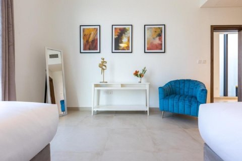 Kaupunkipientalo Mina Al Arab, Ras Al Khaimah, Arabiemiraatit 3 makuuhuonetta, 290 m2 № 656751 - kuva 13