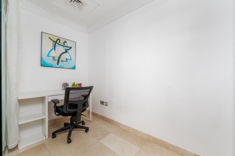 Apartament de închiriat în Dubai Marina, Dubai, EAU 2 dormitoare, 158.2 mp.  №749625 - poză 8