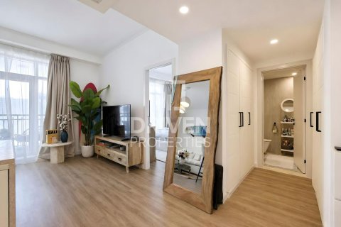 Appartement te koop in Downtown Dubai (Downtown Burj Dubai), Dubai, VAE 1 kamer, 60.76 vr.m., nr 755897 - foto 3