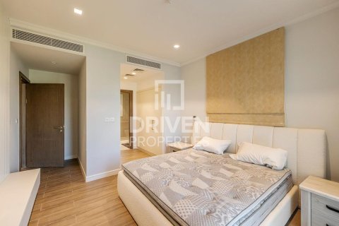 Townhouse in Jumeirah, Dubai, UAE 4 bedrooms, 397.9 sq.m. № 755895 - photo 15