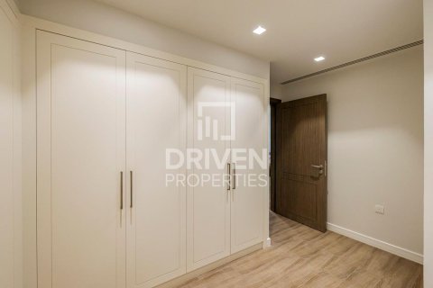 Townhouse in Jumeirah, Dubai, UAE 4 bedrooms, 397.9 sq.m. № 755895 - photo 21