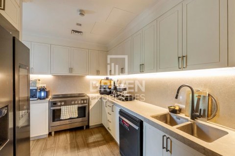 Townhouse in Jumeirah, Dubai, UAE 4 bedrooms, 397.9 sq.m. № 755895 - photo 22