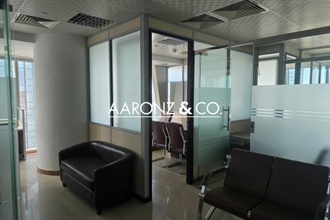 Escritório para arrendamento em Business Bay, Dubai, EAU 113 m2 № 687838 - foto 13