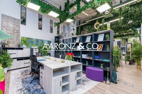 Зняти в оренду офіс в Джумейра Лейк Тауэрс, Дубай, ОАЕ 219м2, № 687839 - фото 13