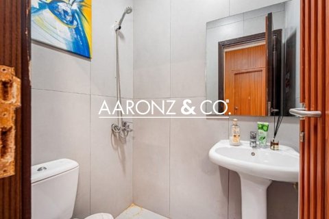 Зняти в оренду офіс в Джумейра Лейк Тауэрс, Дубай, ОАЕ 219м2, № 687839 - фото 17