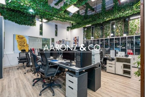 Зняти в оренду офіс в Джумейра Лейк Тауэрс, Дубай, ОАЕ 219м2, № 687839 - фото 14