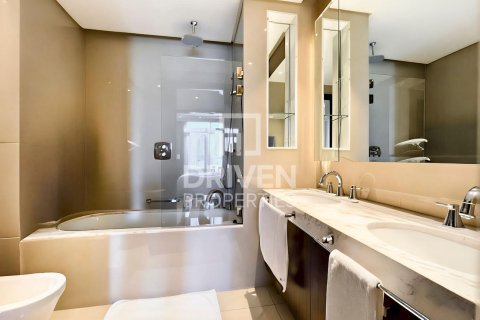 Apartment in Downtown Dubai (Downtown Burj Dubai), Dubai, UAE 1 bedroom, 79 sq.m. № 683322 - photo 17