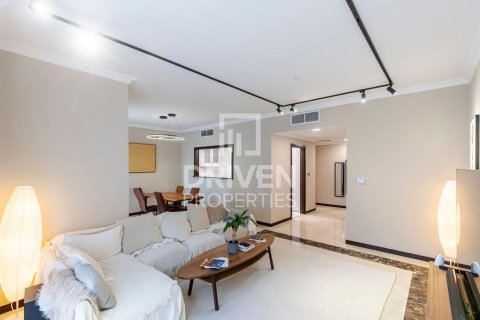 Lägenhet till försäljning i Jumeirah Beach Residence, Dubai, UAE 2 sovrum, 136 kvm Nr. 683248 - fotografi 3