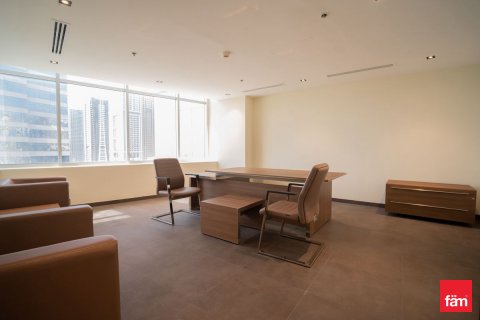 Biuro do wynajęcia w Dubai, ZEA 157.4 mkw., nr 655939 - zdjęcie 2