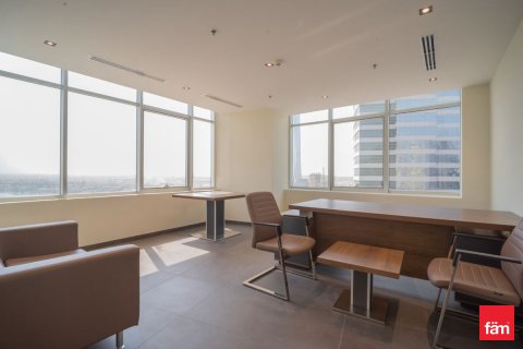 Biuro do wynajęcia w Dubai, ZEA 157.4 mkw., nr 655939 - zdjęcie 1