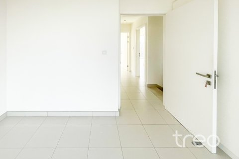 Villa en alquiler en Dubai South (Dubai World Central), Dubai, EAU 3 dormitorios, 180.7 m2 № 733865 - foto 12