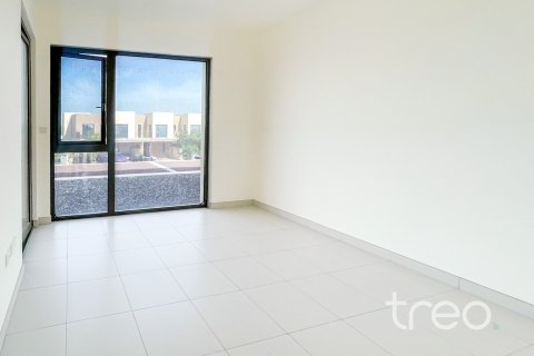 Villa en alquiler en Dubai South (Dubai World Central), Dubai, EAU 3 dormitorios, 180.7 m2 № 733865 - foto 13