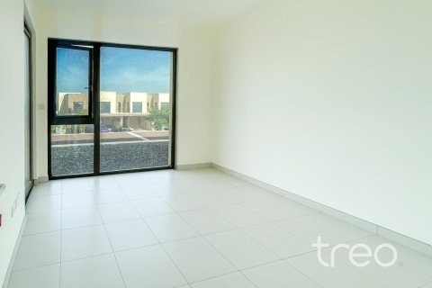 Villa en alquiler en Dubai South (Dubai World Central), Dubai, EAU 3 dormitorios, 180.7 m2 № 733865 - foto 3