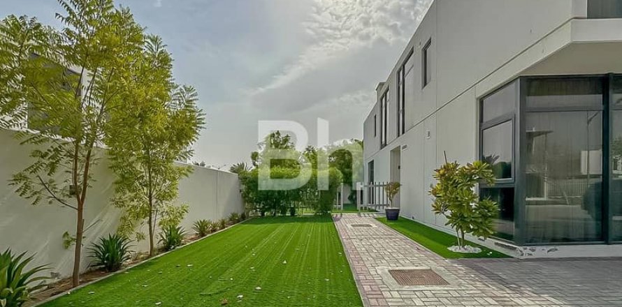 Vila u gradu DAMAC Hills (Akoya by DAMAC), Dubai, UAE 6 spavaće sobe, 425 m2 Br. 643931