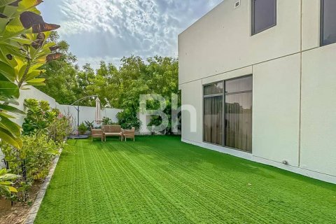 Vila u gradu DAMAC Hills (Akoya by DAMAC), Dubai, UAE 6 spavaće sobe, 425 m2 Br. 643931 - Slika 3