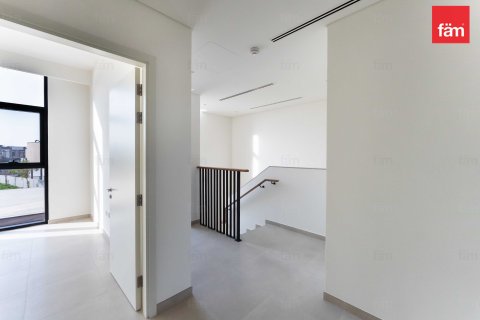 Villetta a schiera in affitto a Dubai, EAU 3 camere da letto, 182.2 mq. № 644791 - foto 4