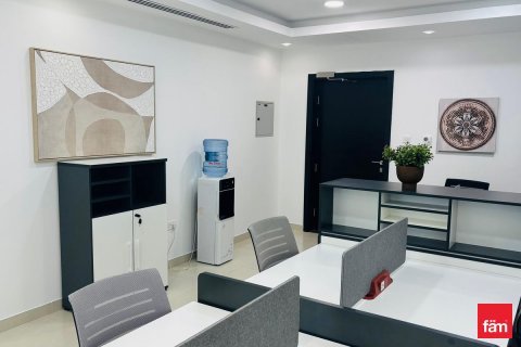Business Bay, Dubai, संयुक्त अरब अमीरात में कार्यालय, 40.9 वर्ग मीटर, संख्या 644787 - फ़ोटो 9