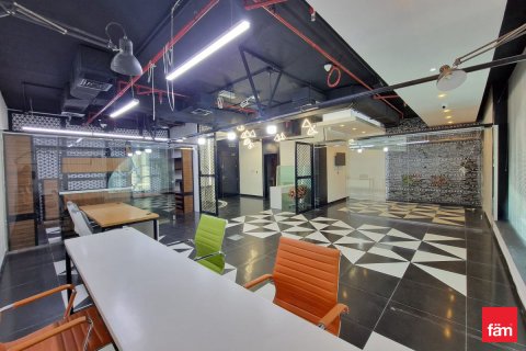 Toimisto Dubai, Arabiemiraatit 94.3 m2 № 713575 - kuva 15
