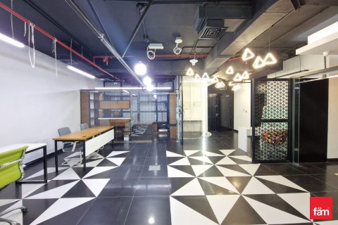 Toimisto Dubai, Arabiemiraatit 94.3 m2 № 713575 - kuva 11