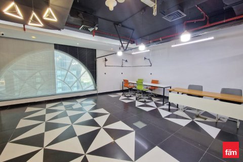 Toimisto Dubai, Arabiemiraatit 94.3 m2 № 713575 - kuva 14