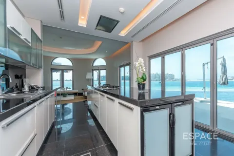 Vila v Palm Jumeirah, Dubai, SAE 5 ložnice, 650 m² Č.: 738293 - fotografie 4