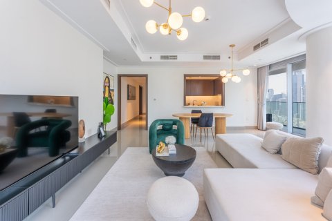 Apartment in Downtown Dubai (Downtown Burj Dubai), UAE 2 bedrooms, 160 sq.m. № 734159 - photo 4