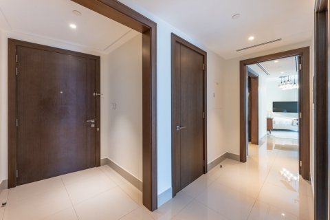 Apartment in Downtown Dubai (Downtown Burj Dubai), UAE 2 bedrooms, 160 sq.m. № 734159 - photo 16