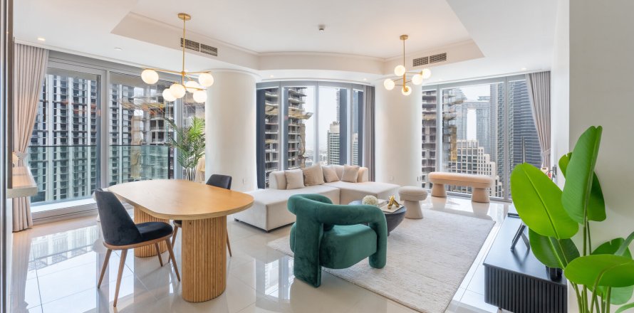 Apartment in Downtown Dubai (Downtown Burj Dubai), UAE 2 bedrooms, 160 sq.m. № 734159