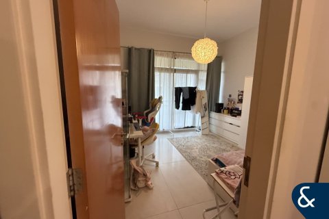 Apartemen di AL JAZ di Greens, Dubai, UEA 3 kamar tidur, 150 m2 nomor 698580 - foto 9