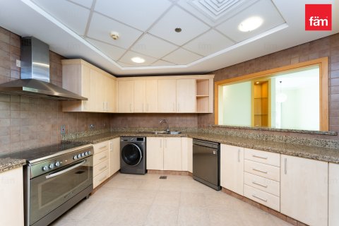 Apartament do wynajęcia w Palm Jumeirah, Dubai, ZEA 3 sypialnie, 205.6 mkw., nr 702536 - zdjęcie 13