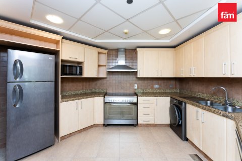 Apartament do wynajęcia w Palm Jumeirah, Dubai, ZEA 3 sypialnie, 205.6 mkw., nr 702536 - zdjęcie 11