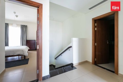 Řadový dům v Dubai, SAE 3 ložnice, 182 m² Č.: 702530 - fotografie 8