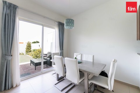 Řadový dům v Dubai, SAE 3 ložnice, 182 m² Č.: 702530 - fotografie 5