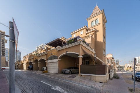 Townhouse di Jumeirah Village Circle, Dubai, UEA 3 kamar tidur, 195.38 m2 nomor 750201 - foto 20