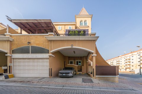 Townhouse di Jumeirah Village Circle, Dubai, UEA 3 kamar tidur, 195.38 m2 nomor 750201 - foto 22