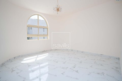 Villa zur Miete in Muroor Area, Abu Dhabi, VAE 6 Schlafzimmer, 499.91 m2 Nr. 766890 - Foto 5