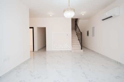 Villa zur Miete in Muroor Area, Abu Dhabi, VAE 6 Schlafzimmer, 499.91 m2 Nr. 766890 - Foto 4