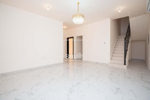 Villa in Muroor Area, Abu Dhabi, VAE: 6 Schlafzimmer, 499.91 m2 Nr. 766890