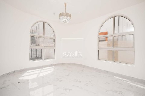 Villa zur Miete in Muroor Area, Abu Dhabi, VAE 6 Schlafzimmer, 499.91 m2 Nr. 766890 - Foto 2