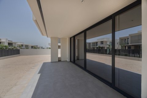Jebel Ali, Dubai, UAE의 판매용 빌라 침실 5개, 655제곱미터 번호 720598 - 사진 4