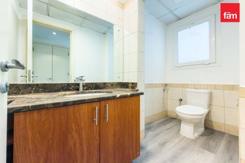 Villa te huur in Dubai, VAE 2 slaapkamers, 269.2 vr.m., nr 710758 - foto 20