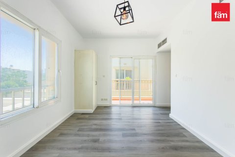 Villa te huur in Dubai, VAE 2 slaapkamers, 269.2 vr.m., nr 710758 - foto 17