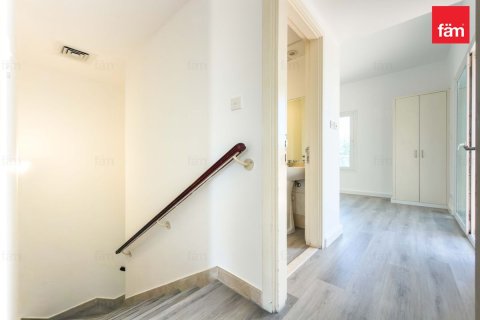 Villa te huur in Dubai, VAE 2 slaapkamers, 269.2 vr.m., nr 710758 - foto 19