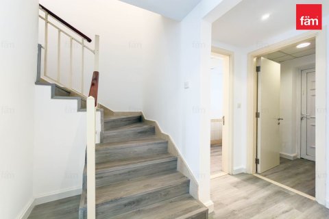 Villa te huur in Dubai, VAE 2 slaapkamers, 269.2 vr.m., nr 710758 - foto 11