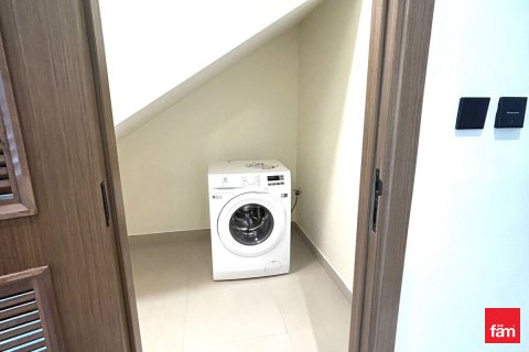 Таунхаус Дубай, БАӘ-да 4 жатын бөлмелер, 144 м² № 712716 - фото 13