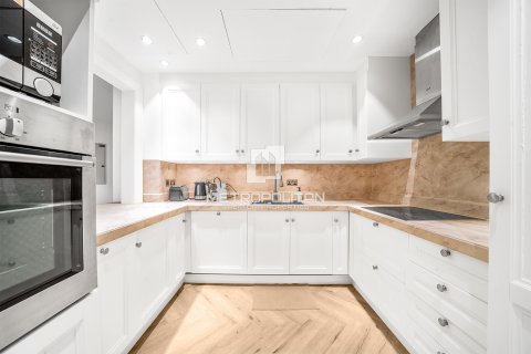 Old Town、Dubai、UAE にあるマンション販売中 2ベッドルーム、128 m2、No664009 - 写真 7