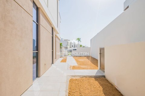Huvila Al Furjan, Dubai, Arabiemiraatit 4 makuuhuonetta, 420 m2 № 664006 - kuva 10